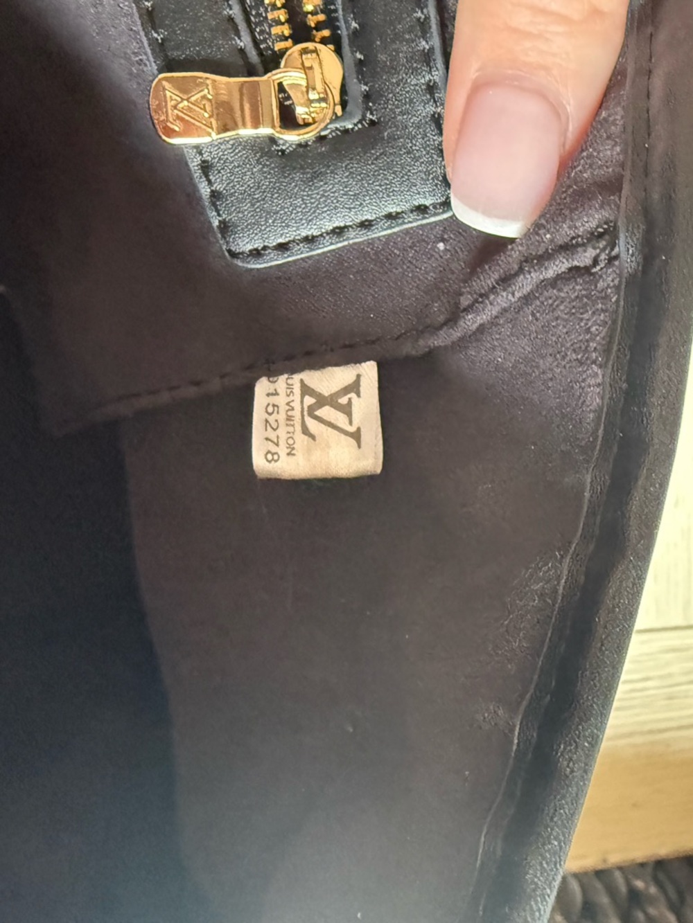 Black Designer Embossed Monogram Tote Bag - Picture 8 of 9